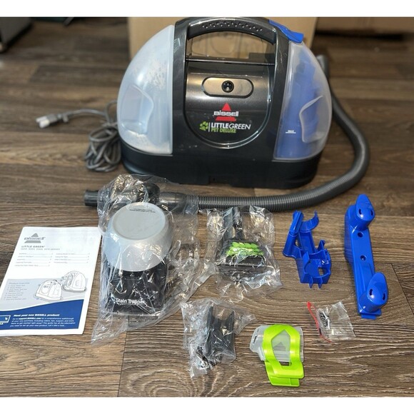 Bissell Little Green Pet Deluxe Portable Carpet Cleaner and Car/Auto - 3353*READ